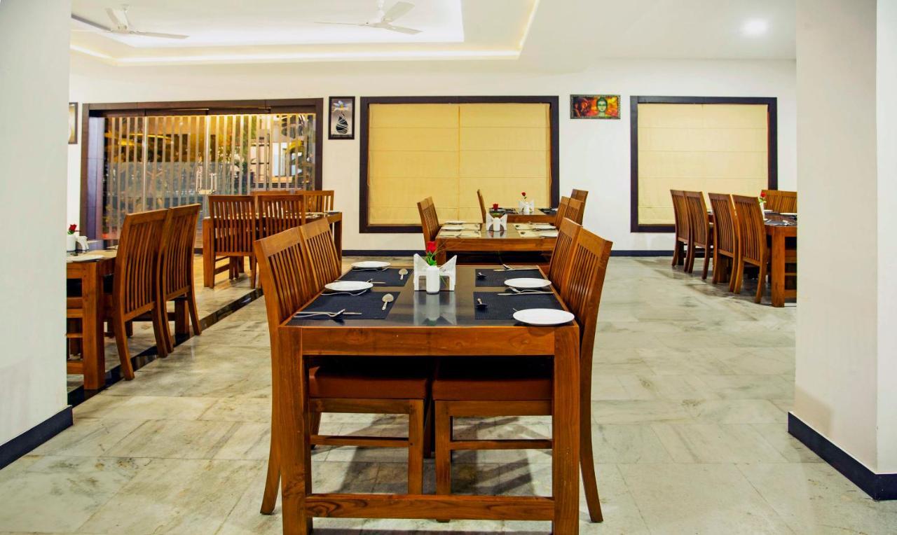 Treebo Kumily Gate Thekkady, Periyar National Park Hotel Exterior photo